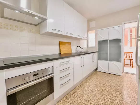 4-bedroom Apartment In Guardamar Del Segura, Spain (106 M²)