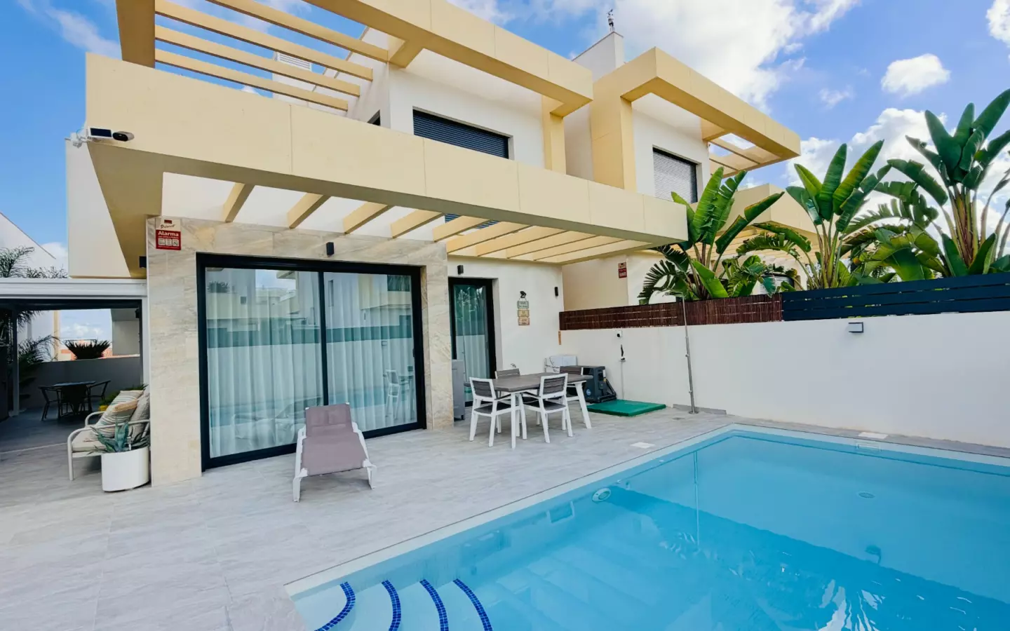 3-bedroom Detached Villa In Los Montesinos, Spain (114 M²)