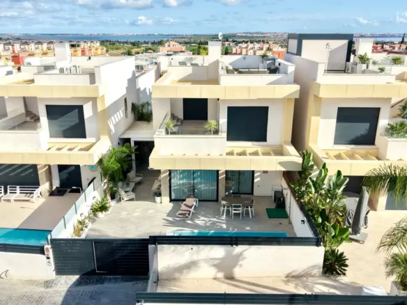 3-bedroom Detached Villa In Los Montesinos, Spain (114 M²)