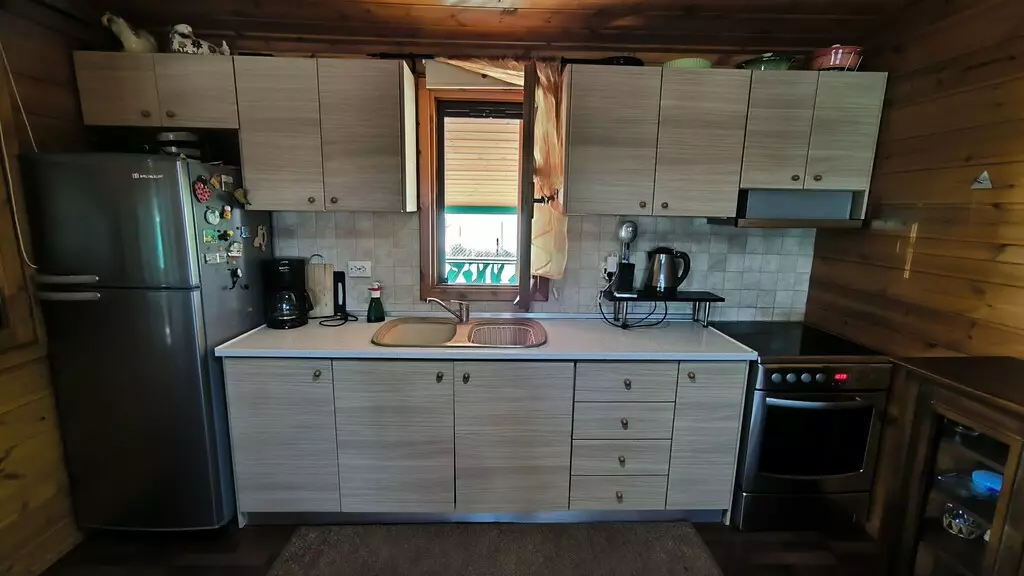 3-bedroom Detached House In Paralia, Greece (75 M²)