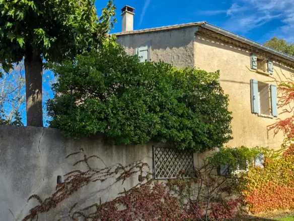 3-bedroom House (237 M²)