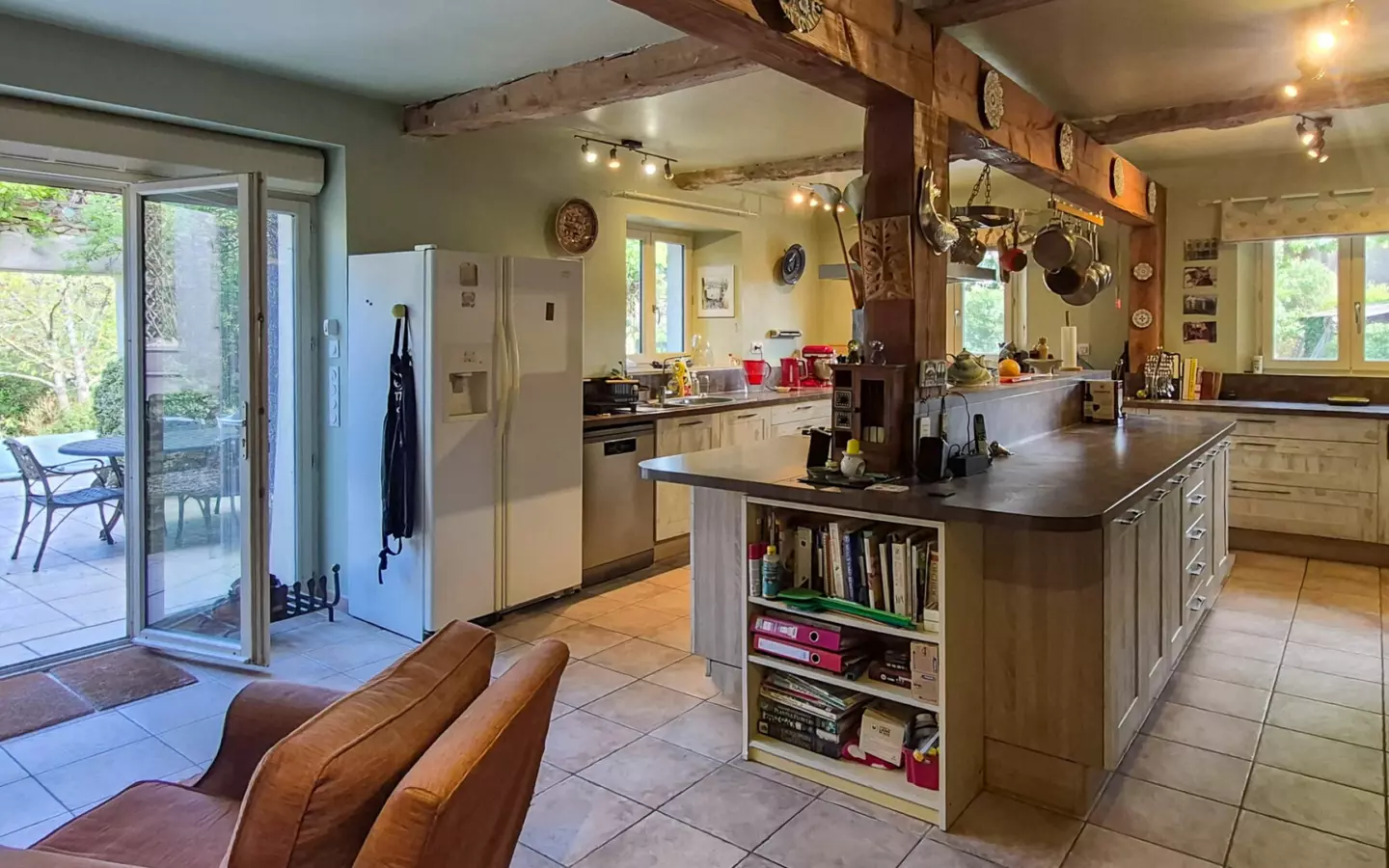 3-bedroom House (237 M²)