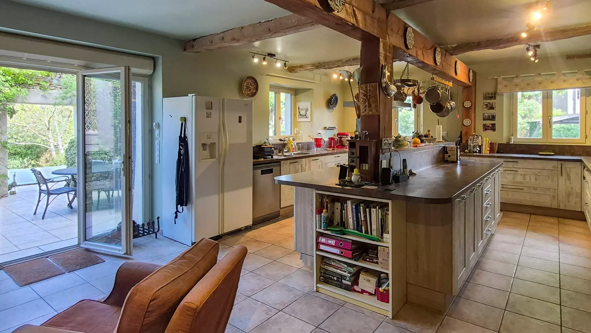 property_image_1q1gypdwku_20261030060103-ad56be 3-bedroom House (237 M²)