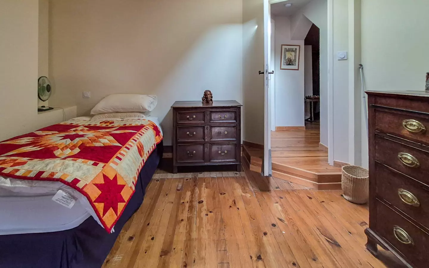 3-bedroom House (237 M²)