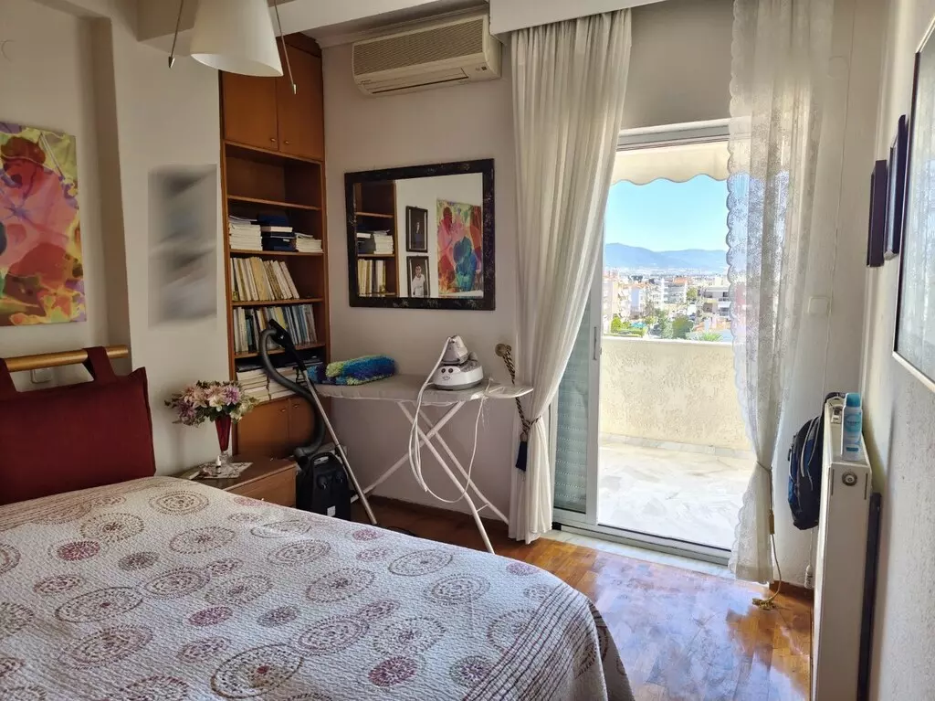 3-bedroom Flat In Thermaikos, Greece (200 M²)