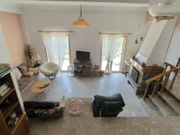 4-bedroom Detached House In Methoni, Greece (250 M²)