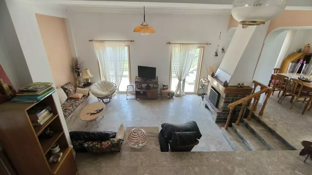 4-bedroom Detached House In Methoni, Greece (250 M²)