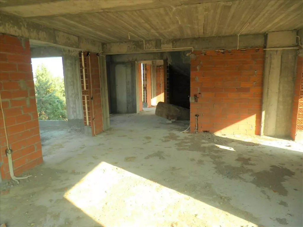 5-bedroom Maisonette In Mikra, Greece (350 M²)