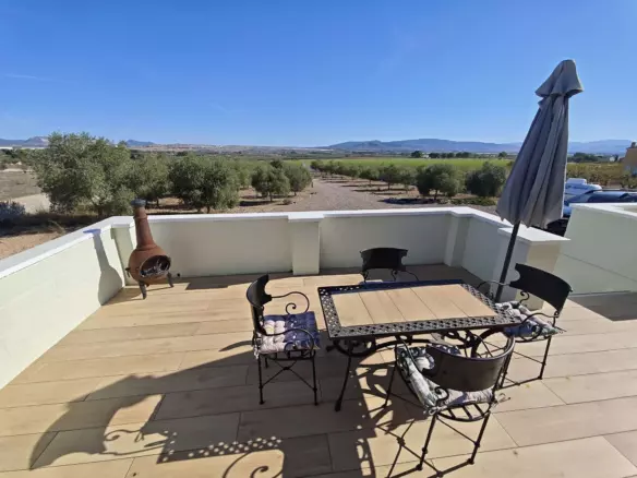 4-bedroom Country House In Caudete, Spain (210 M²)