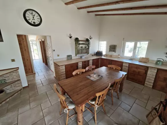 4-bedroom Country House In Caudete, Spain (210 M²)