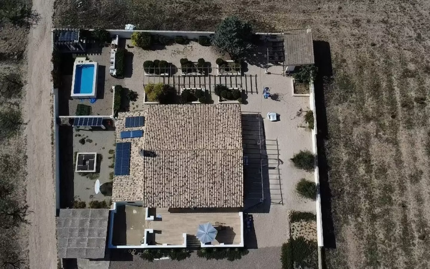 4-bedroom Country House In Caudete, Spain (210 M²)