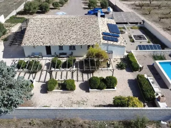 4-bedroom Country House In Caudete, Spain (210 M²)