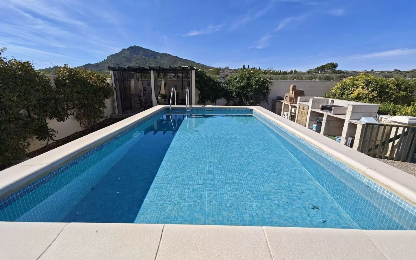 4-bedroom Country House In Caudete, Spain (210 M²)