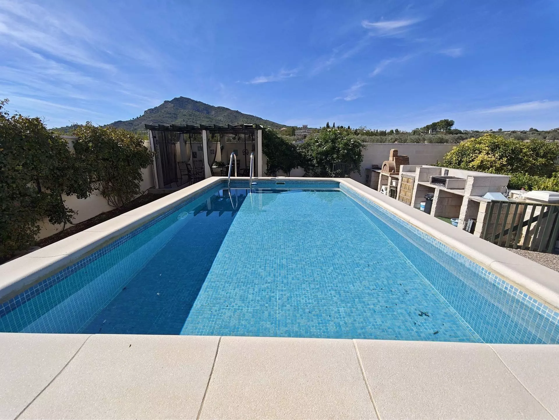 4-bedroom Country House In Caudete, Spain (210 M²)