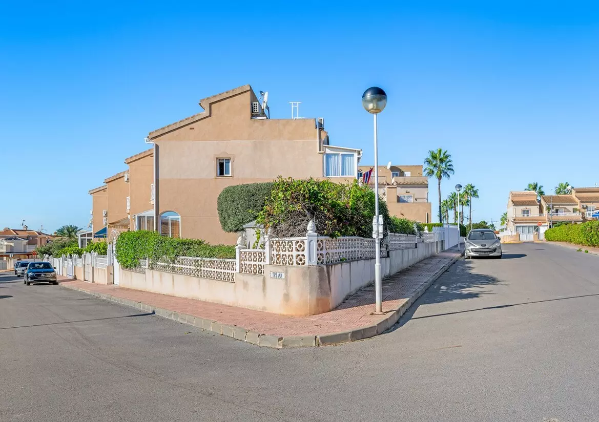 2-bedroom Apartment In Rojales, Spain (89 M²)