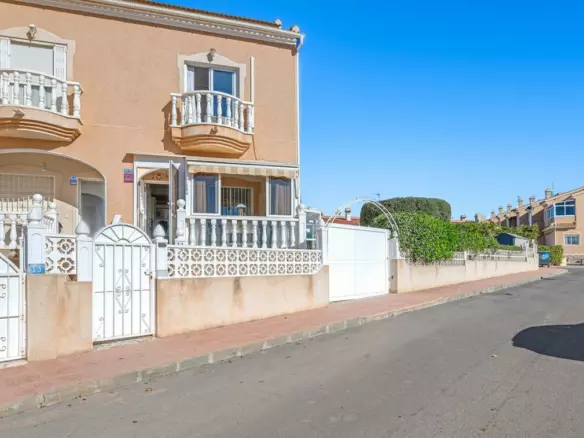 2-bedroom Apartment In Rojales, Spain (89 M²)