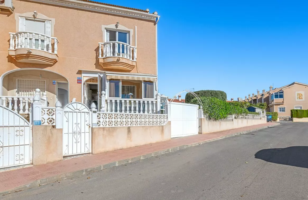 2-bedroom Apartment In Rojales, Spain (89 M²)