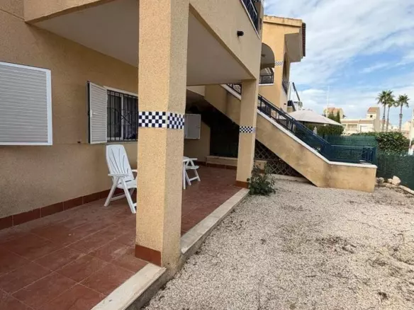 2-bedroom Villa In Santa Pola, Spain (100 M²)