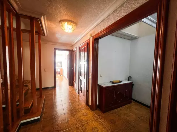 5-bedroom Town House In Guardamar Del Segura, Spain (340 M²)