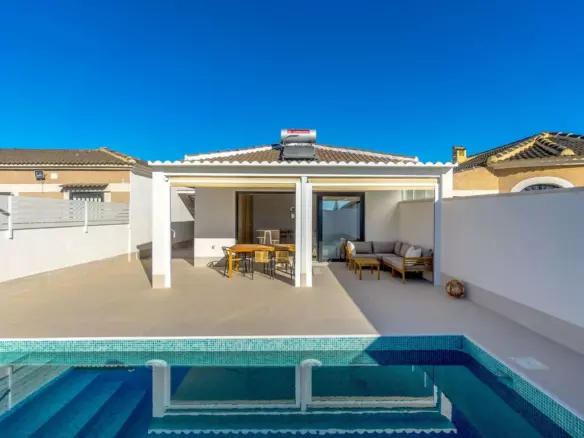 3-bedroom Villa In Torrevieja, Spain (104 M²)