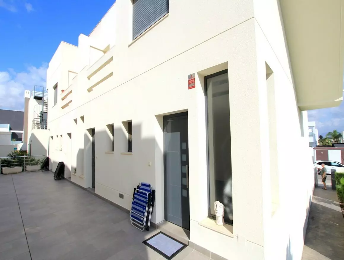 3-bedroom Town House In Benijofar, Spain (119 M²)
