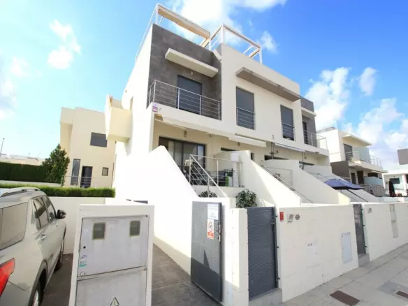 3-bedroom Town House In Benijofar, Spain (119 M²)