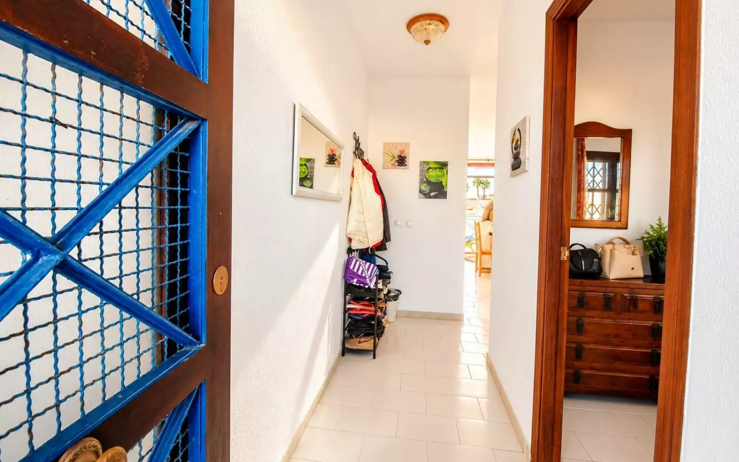1-bedroom Apartment In Torrevieja, Spain (56 M²)