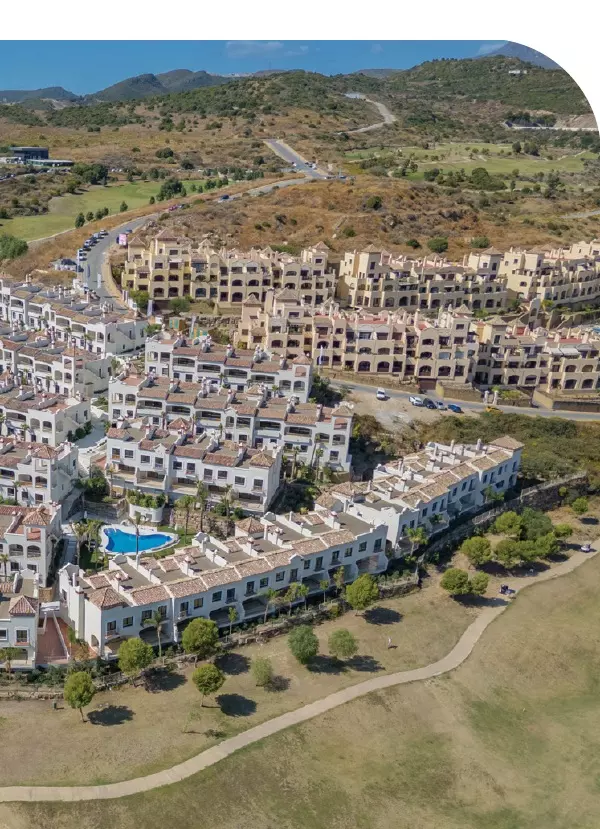 Live The Mediterranean Dream In Estepona, Frontline To Golf