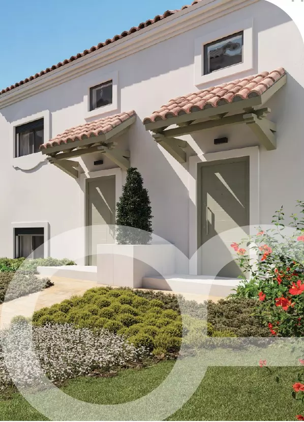 Live The Mediterranean Dream In Estepona, Frontline To Golf