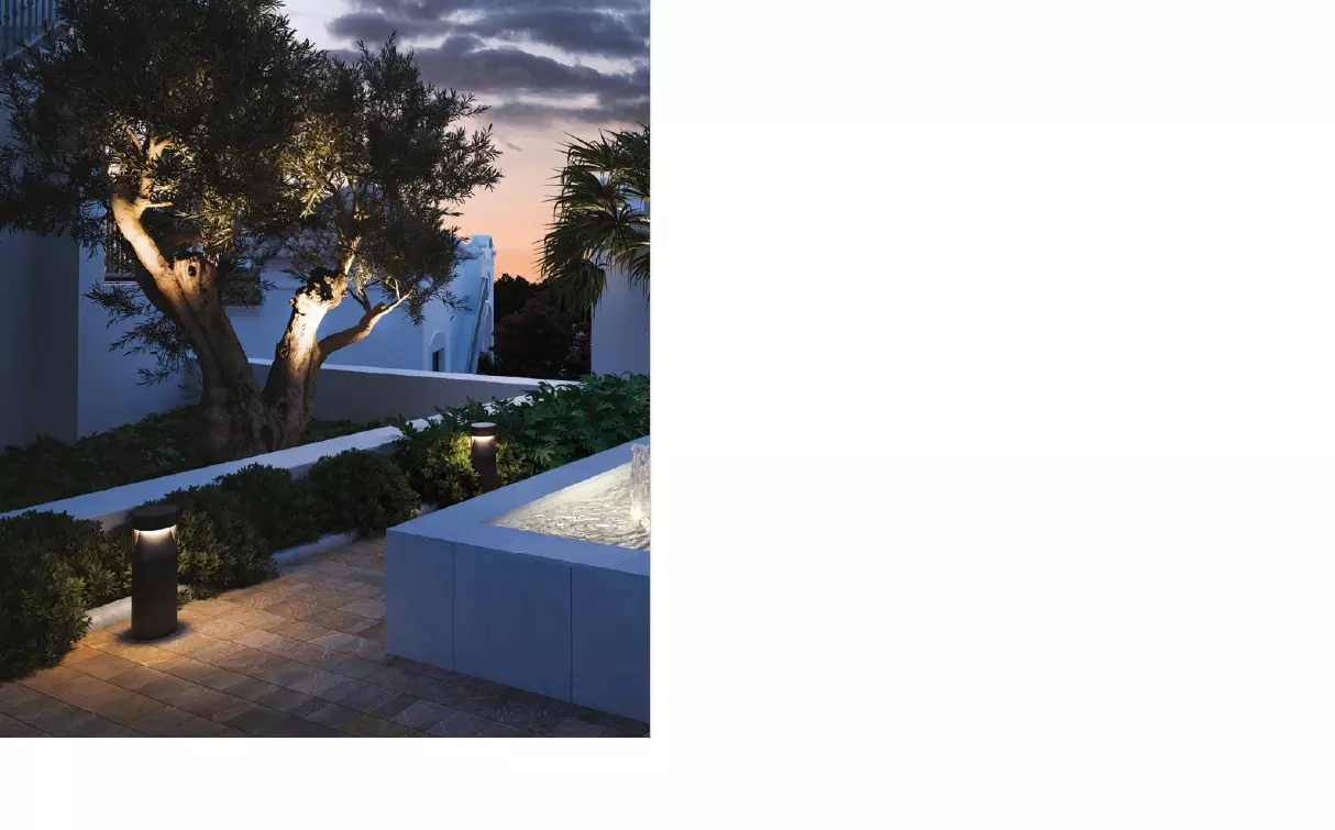 Live The Mediterranean Dream In Estepona, Frontline To Golf