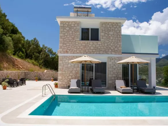 Villa In Lefkada, Greece (600 M²)