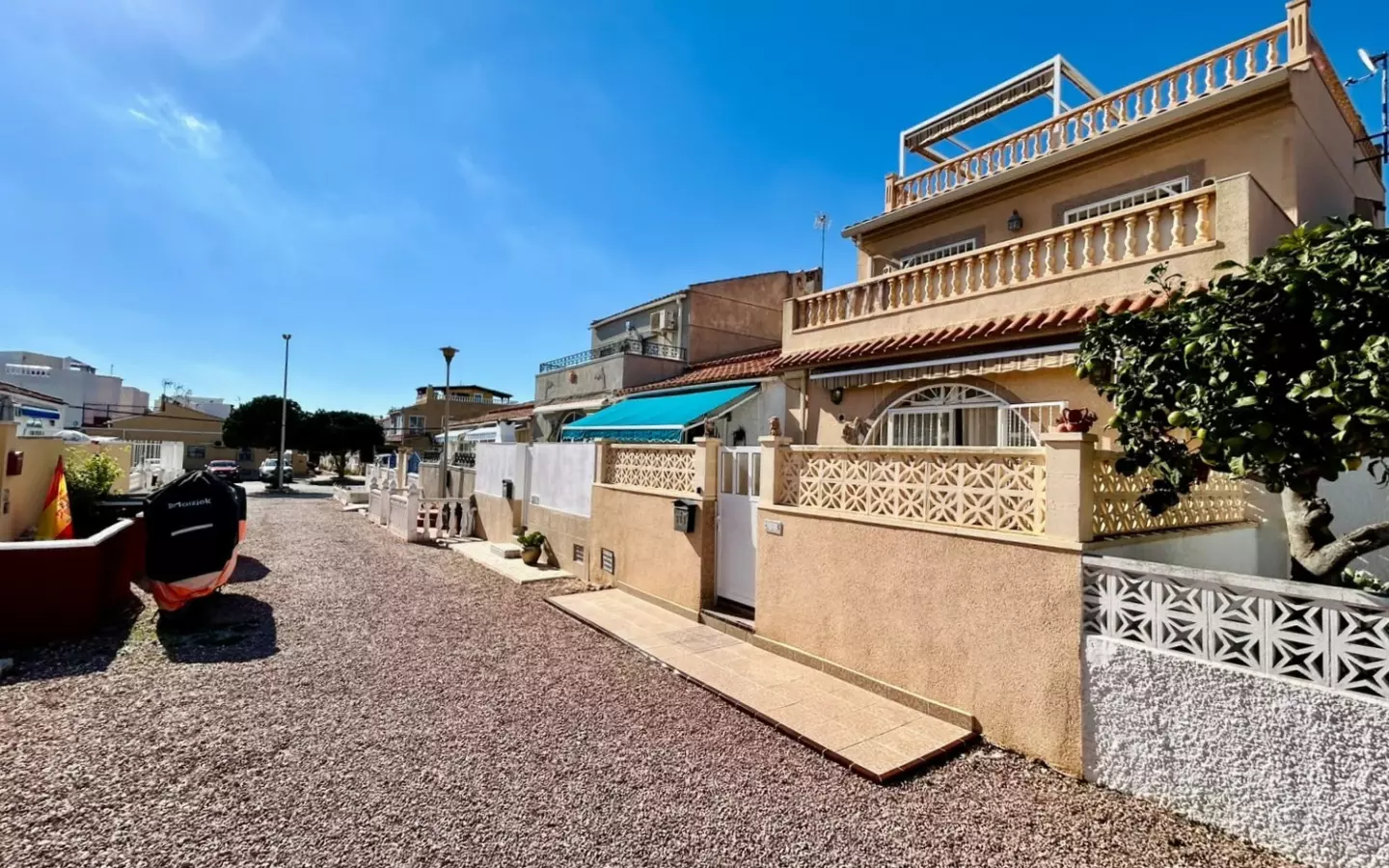 3-bedroom Town House In Torrevieja, Spain (112 M²)