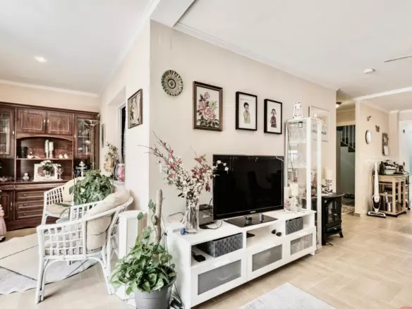 3-bedroom Town House In Torrevieja, Spain (112 M²)