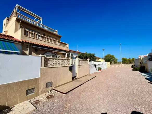 3-bedroom Town House In Torrevieja, Spain (112 M²)