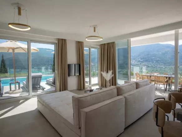 Villa In Lefkada, Greece (600 M²)
