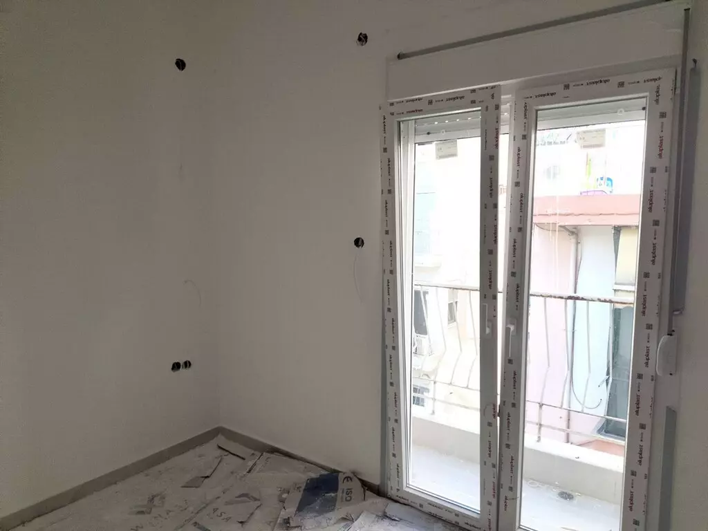 2-bedroom Flat In Center Of Thessaloniki, Greece (46 M²)