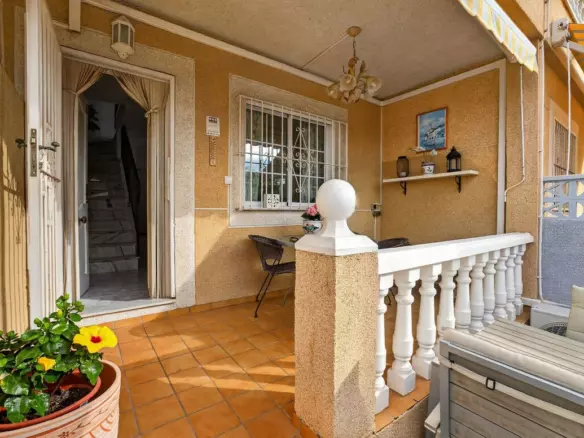 2-bedroom Town House In Torrevieja, Spain (79 M²)