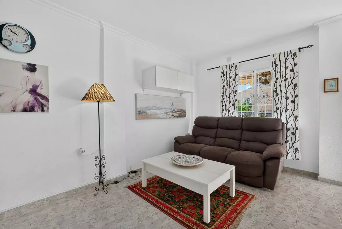 2-bedroom Town House In Torrevieja, Spain (79 M²)