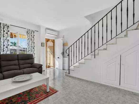 2-bedroom Town House In Torrevieja, Spain (79 M²)