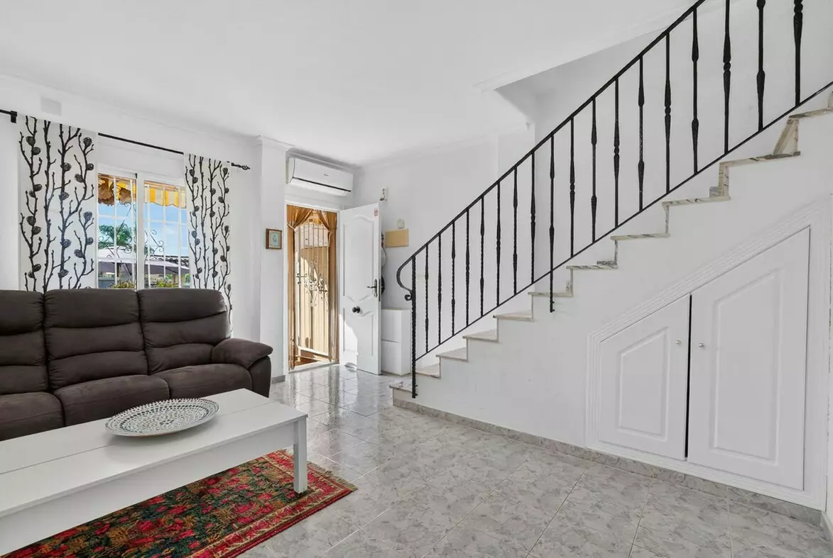 2-bedroom Town House In Torrevieja, Spain (79 M²)